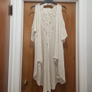Living Doll Ivory Lace Top